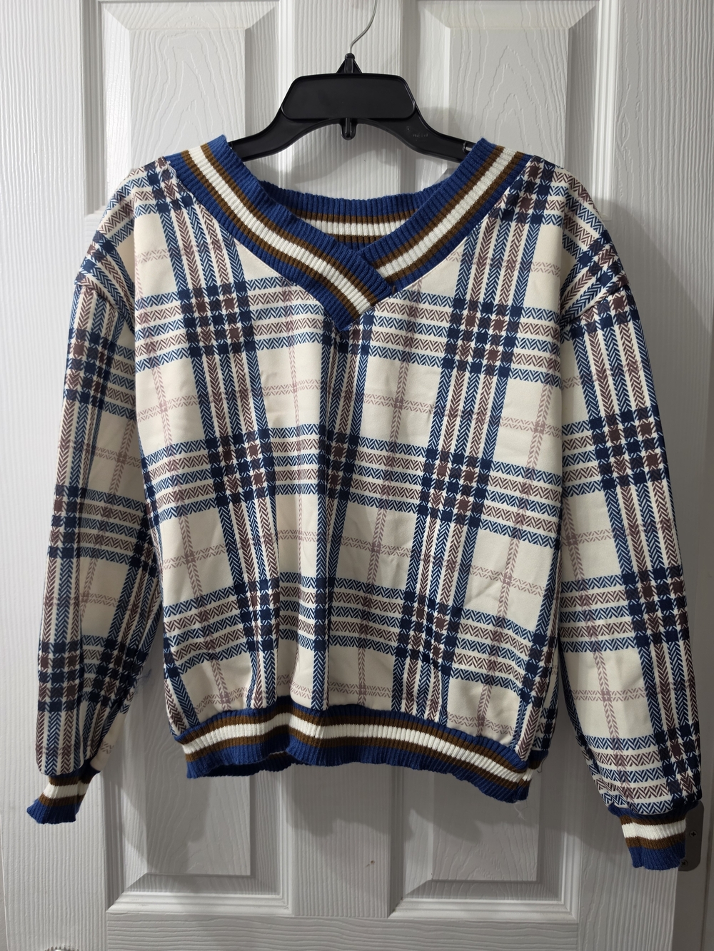 Timeless  Plaid V-Neck Sweater - Blue, Cream & Brown